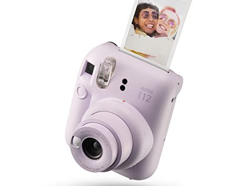 Capture Memories: Fujifilm Instax Mini 12 – Vibrant Lilac!