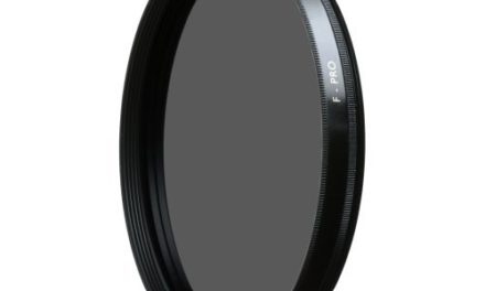 “Enhance Your Photos: Portable 72mm B+W Polarizer with Multi-Resistant Coating”