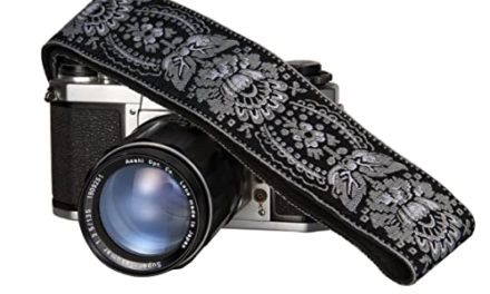 “Capture Memories with Stylish Art Tribute Camera Strap, Perfect Gift for Photography Enthusiasts”