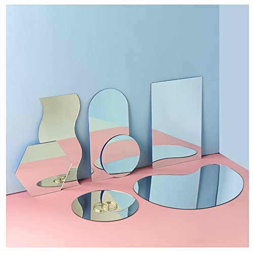 GISELA D Acrylic Mirror Prop Set: Reflective Geometric Background