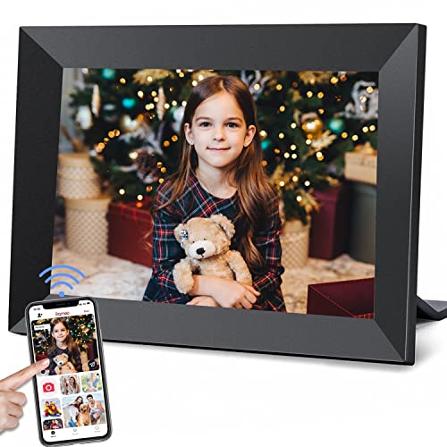 Send Instant Photos Anywhere with Frameo WiFi Picture Frame