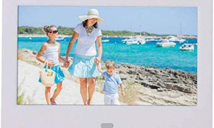 Immerse in Lifelike Memories with 1080P HD LED Frame