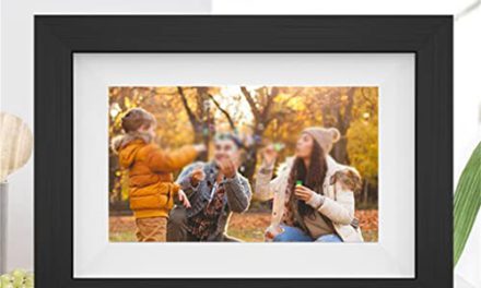 Enhance Memories: Sleek 10″ Electric Photo Frame