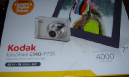 Capture Memories with the Kodak C140 Camera & P725 Digital Frame